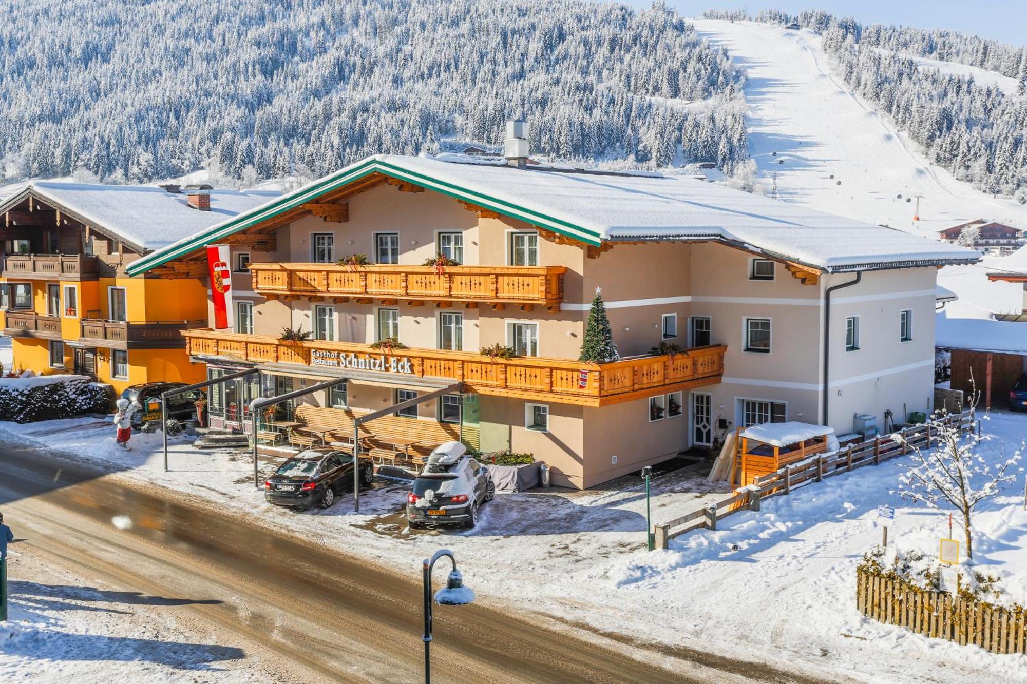 Schnitzl-Eck Hotel Flachau Exterior photo